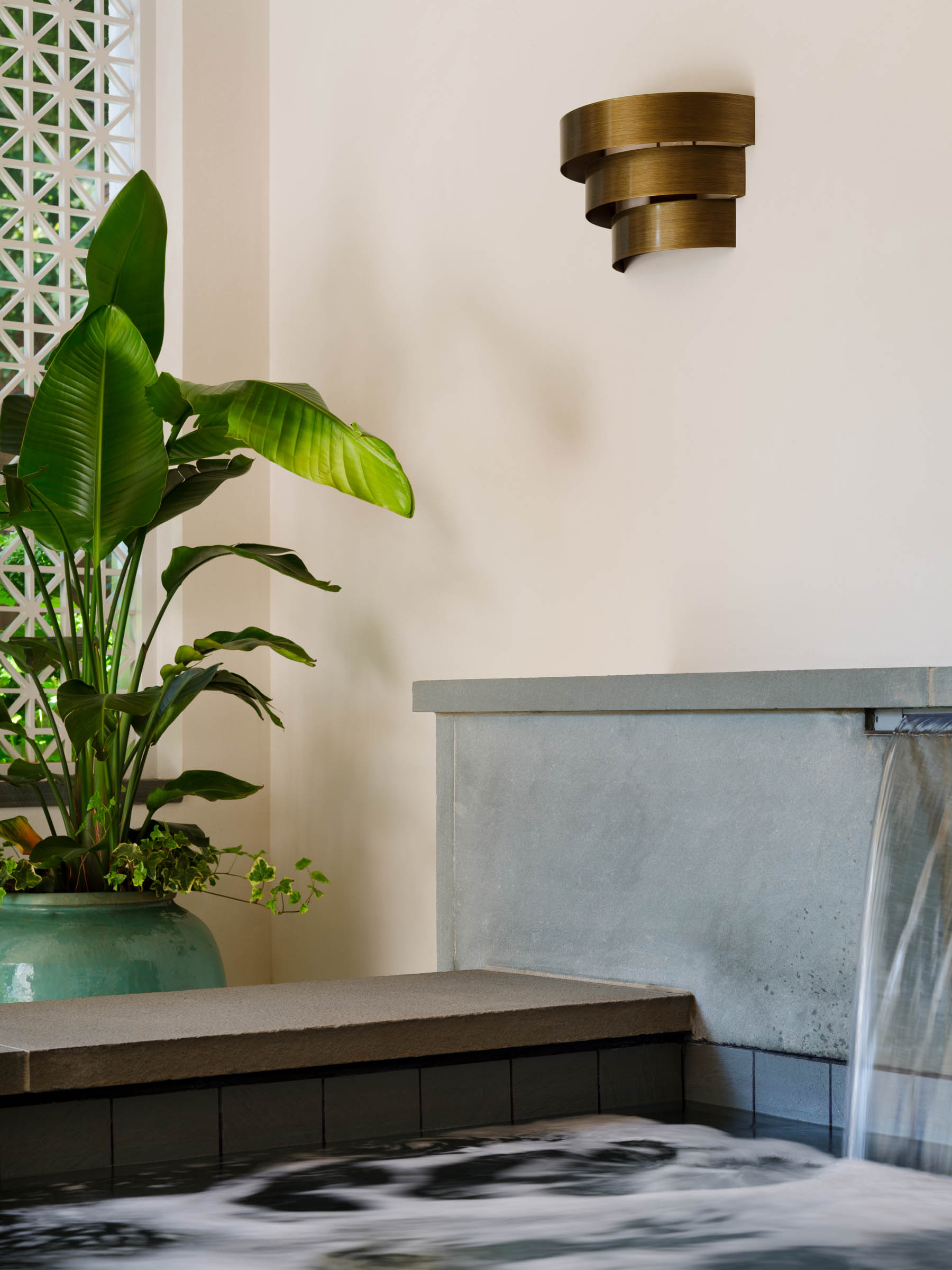 Jacuzzi Suite Detail