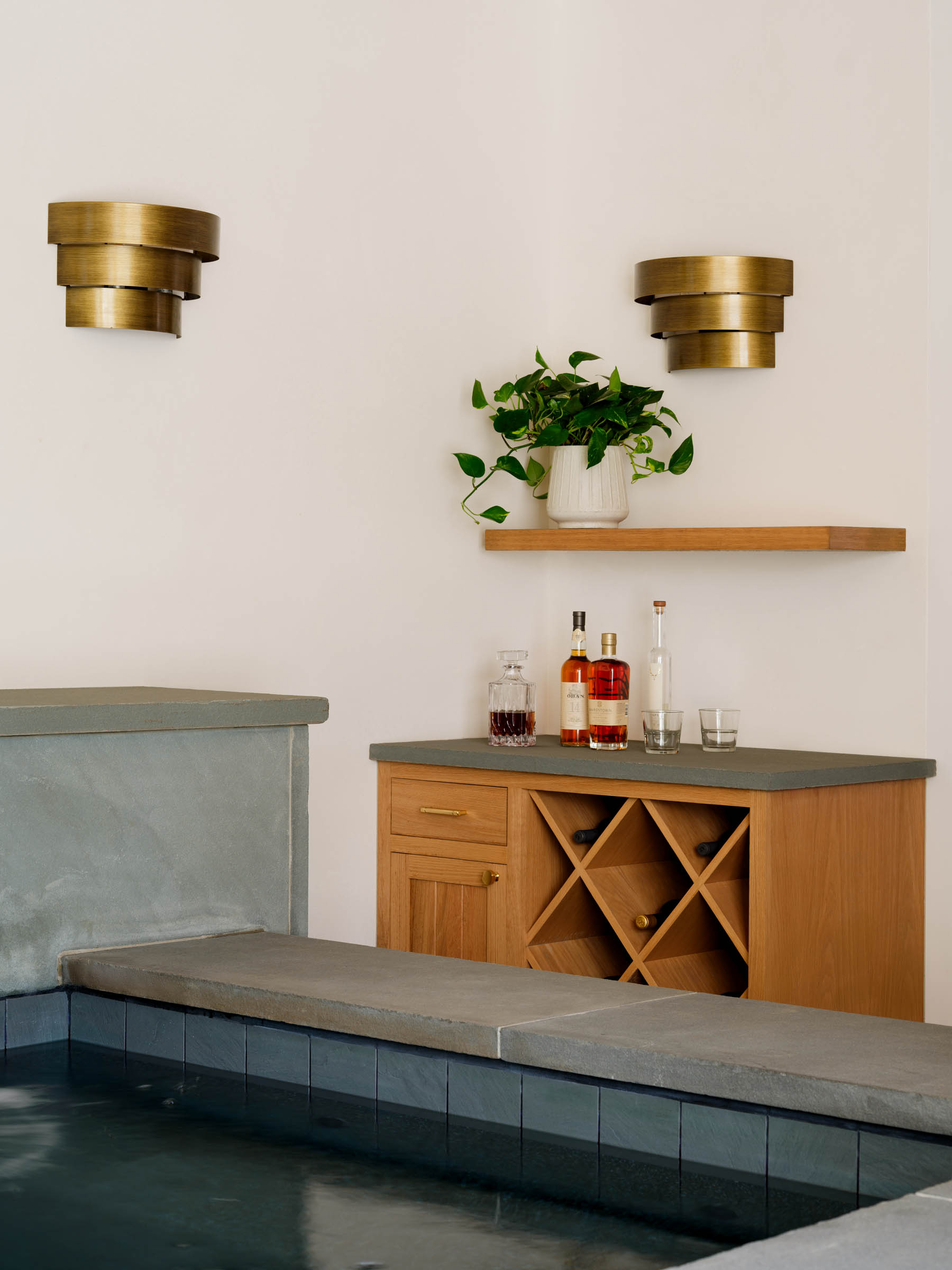 Jacuzzi Suite Detail